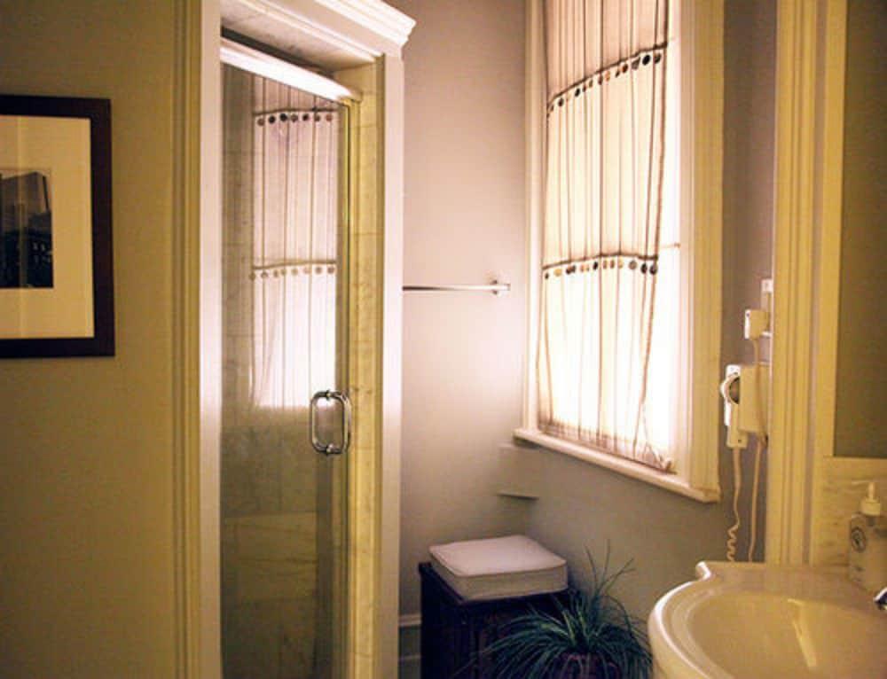 Bed and Breakfast The College Club Of Бостон Екстер'єр фото